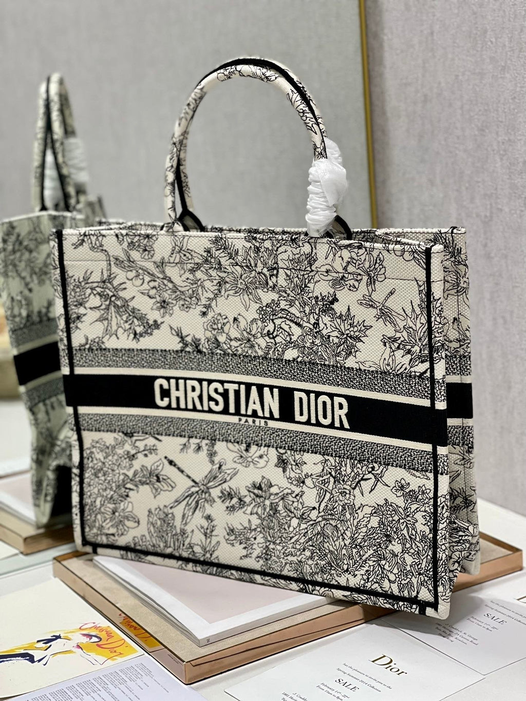 Christina Dior Book Tote Bag 41 cm Black/Beige