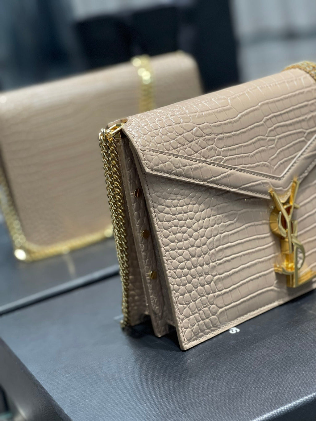 Saint Laurent Cassandra Medium Chain Bag In Grain De Poudre Embossed 22cm Nude