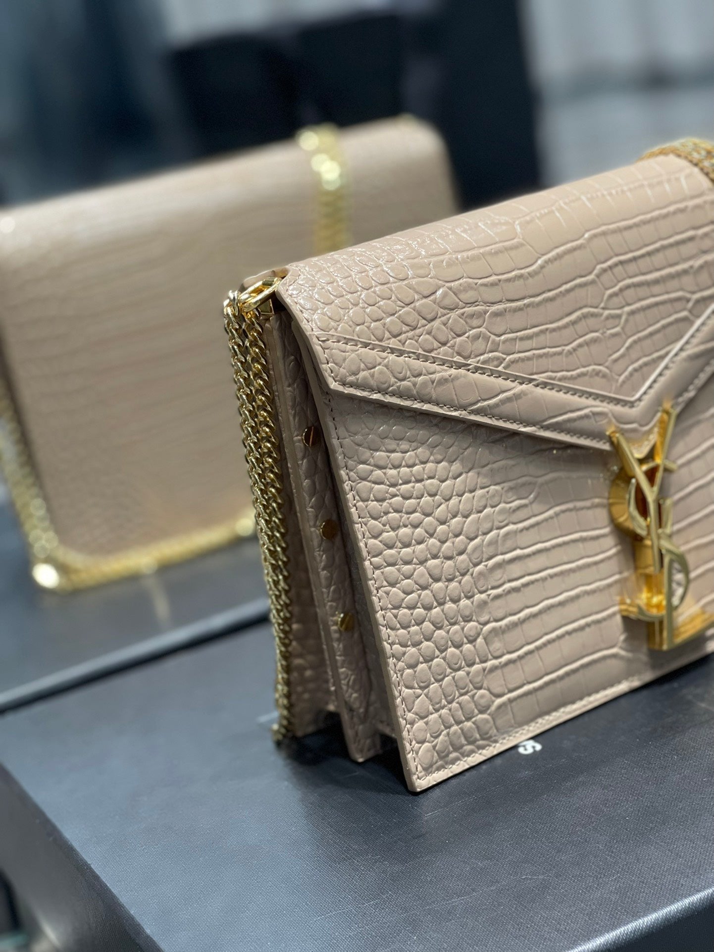 Saint Laurent Cassandra Medium Chain Bag In Grain De Poudre Embossed 22cm Nude