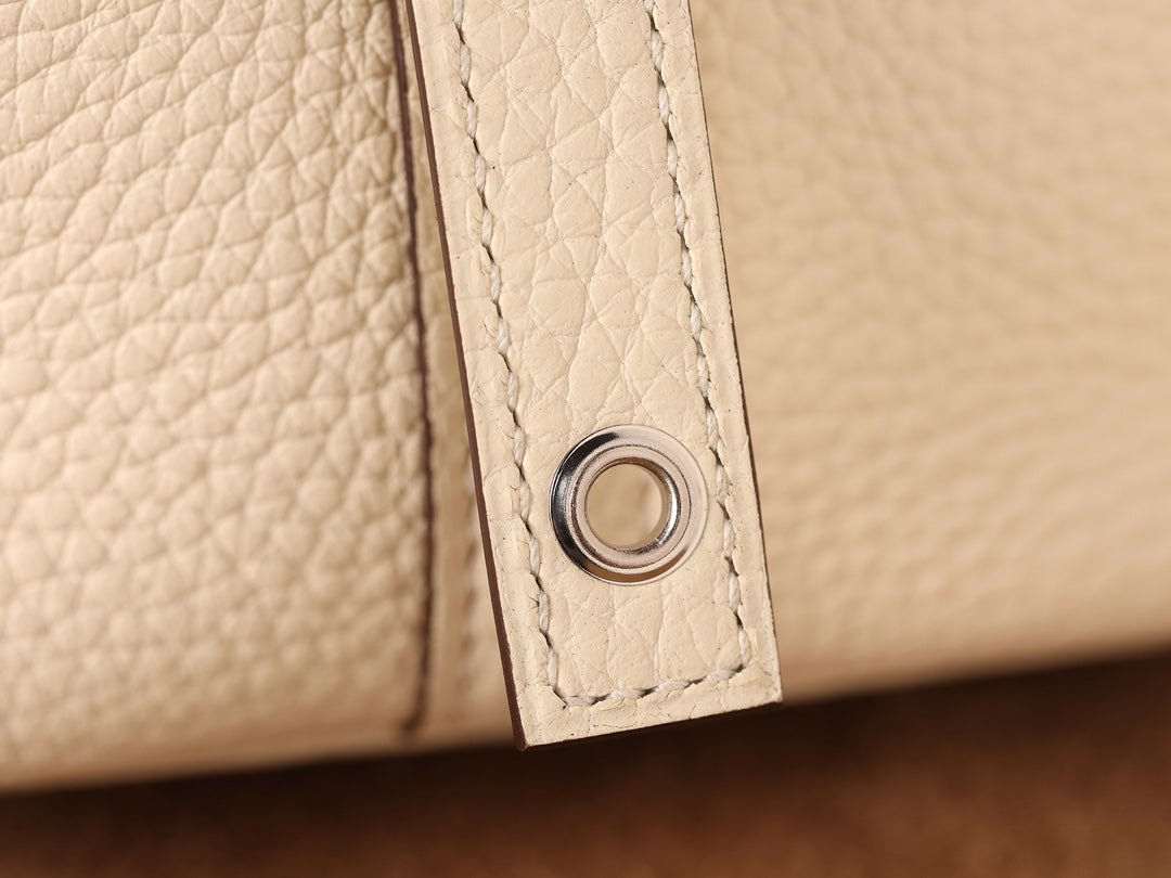 Hermes Picotin Lock 18 Cream Bag For Women, Women’s Handbags 7.1in/18cm