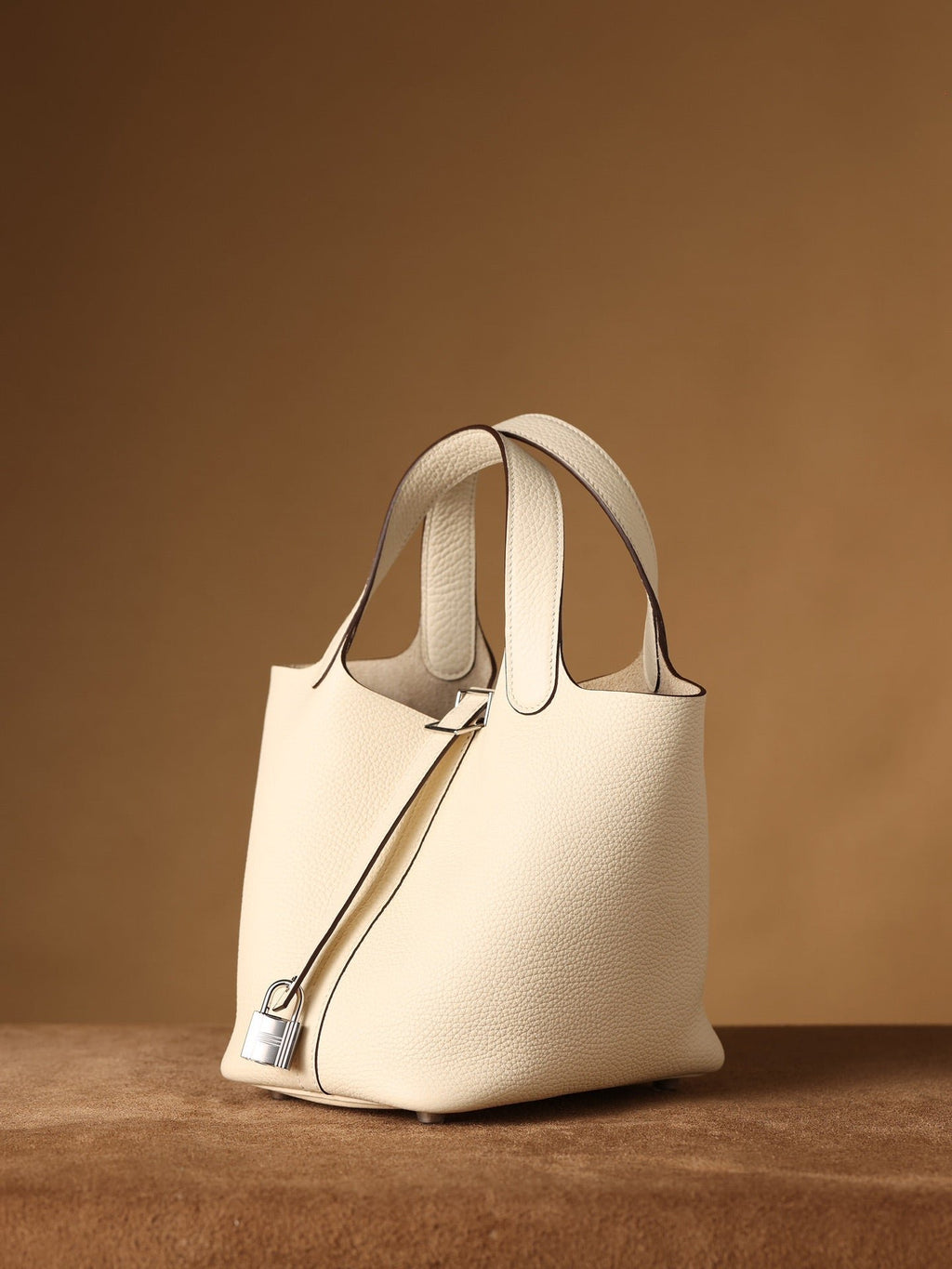Hermes Picotin Lock 18 Cream Bag For Women, Women’s Handbags 7.1in/18cm
