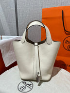 Hermes Picotin Lock 18 White Bag For Women, Women’s Handbags 7.1in/18cm