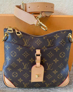 Louis Vuitton Crossbody 28cm Brown