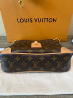 Louis Vuitton Crossbody 28cm Brown