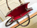 Louis Vuitton On The Go MM 25 cm, Brown